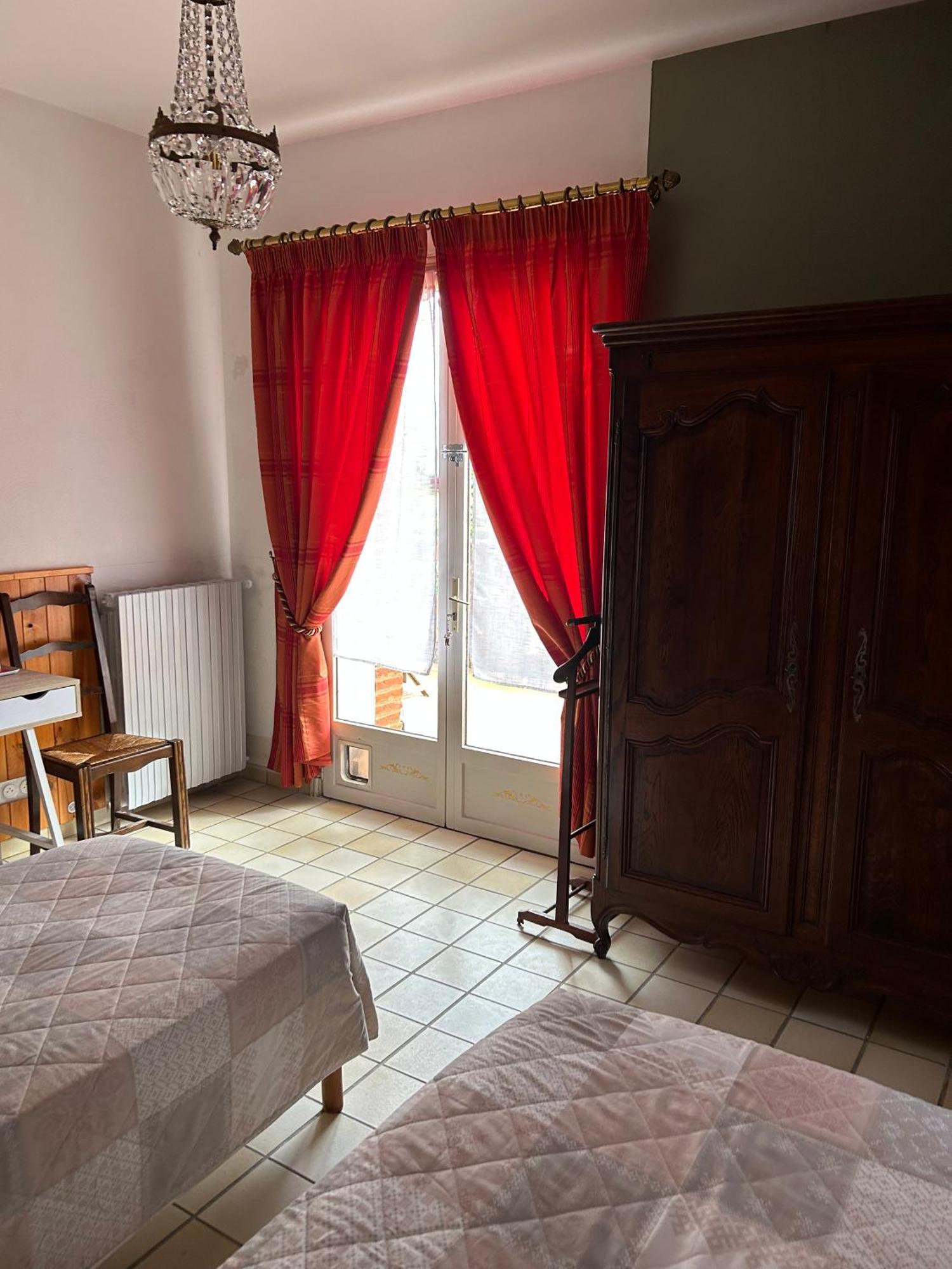 Manoir De La Gravette, Maison & Table D'Hotes Montauban Exterior foto
